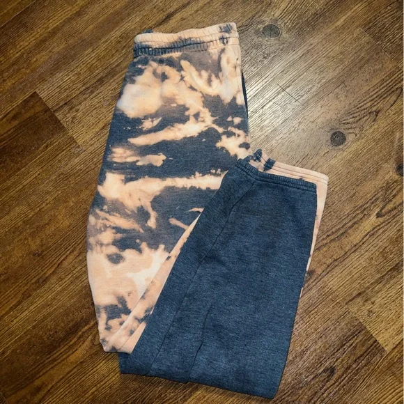 Fruit of Loom Split Bleach Dye Gray & Orange/ Cream Acid Wash Sweatpants Size L - Picture 5 of 12